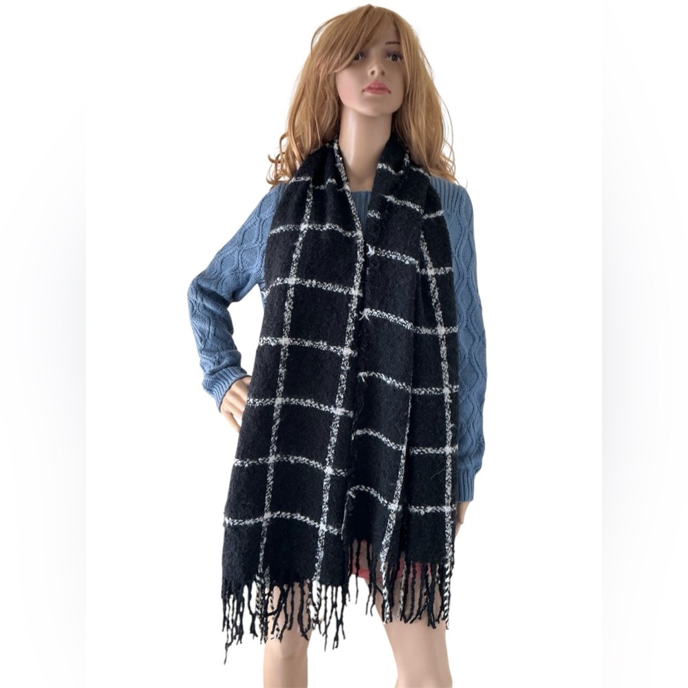 Rue21  Plaid Scarf